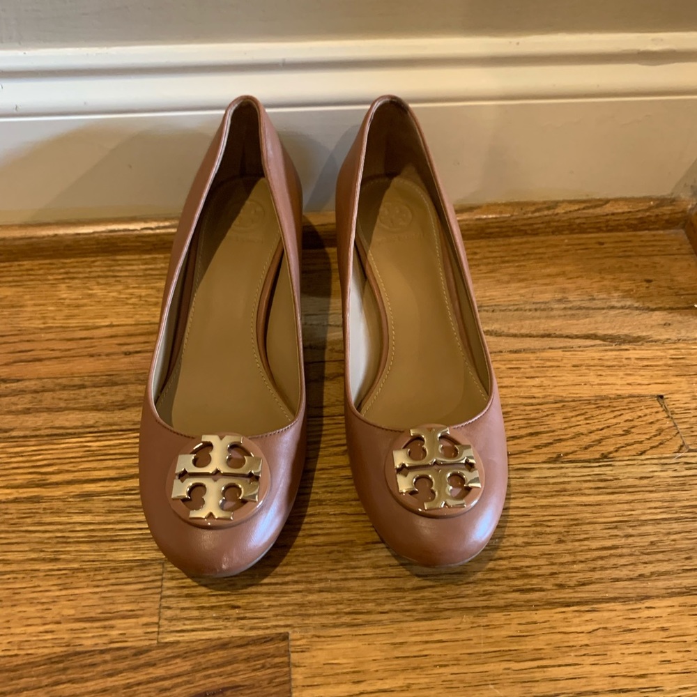 Tory Burch Brown Leather Pumps size 7